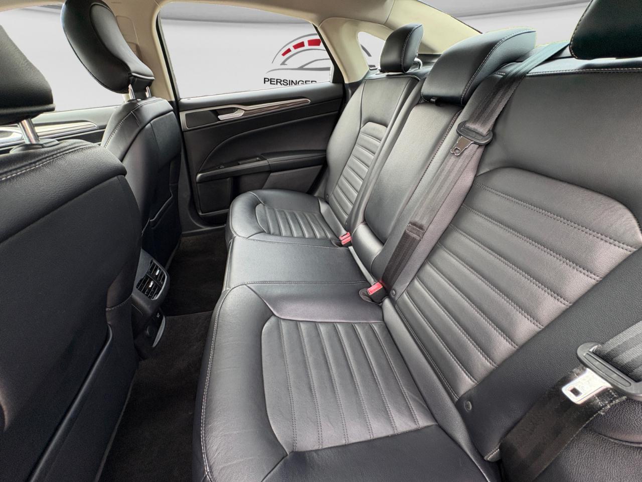 Ford Fusion Energi SE FWD 2018