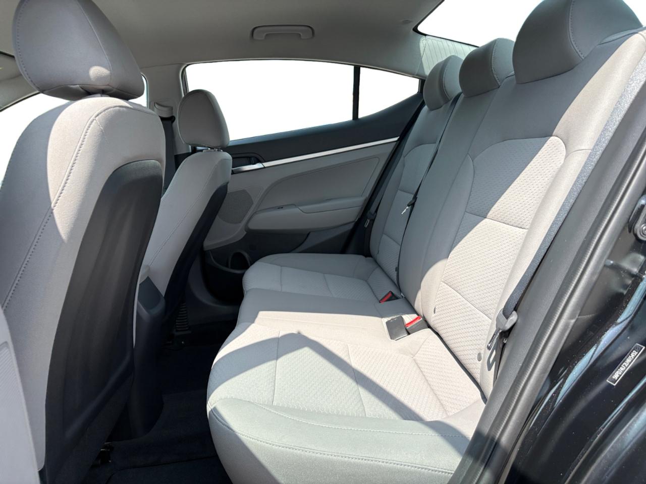 Hyundai Elantra SE IVT 2020