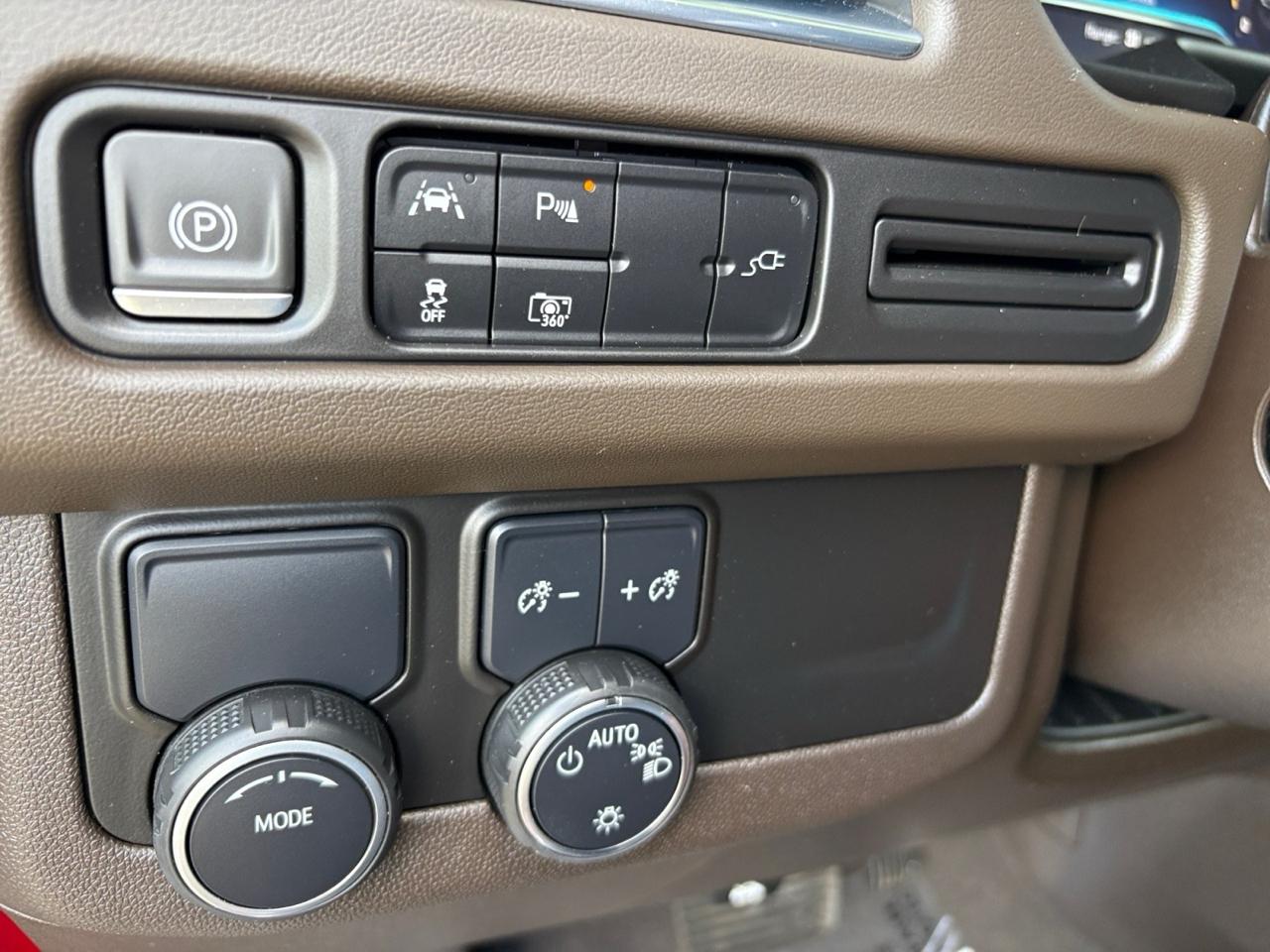 Chevrolet Tahoe 2WD 4dr LT 2022