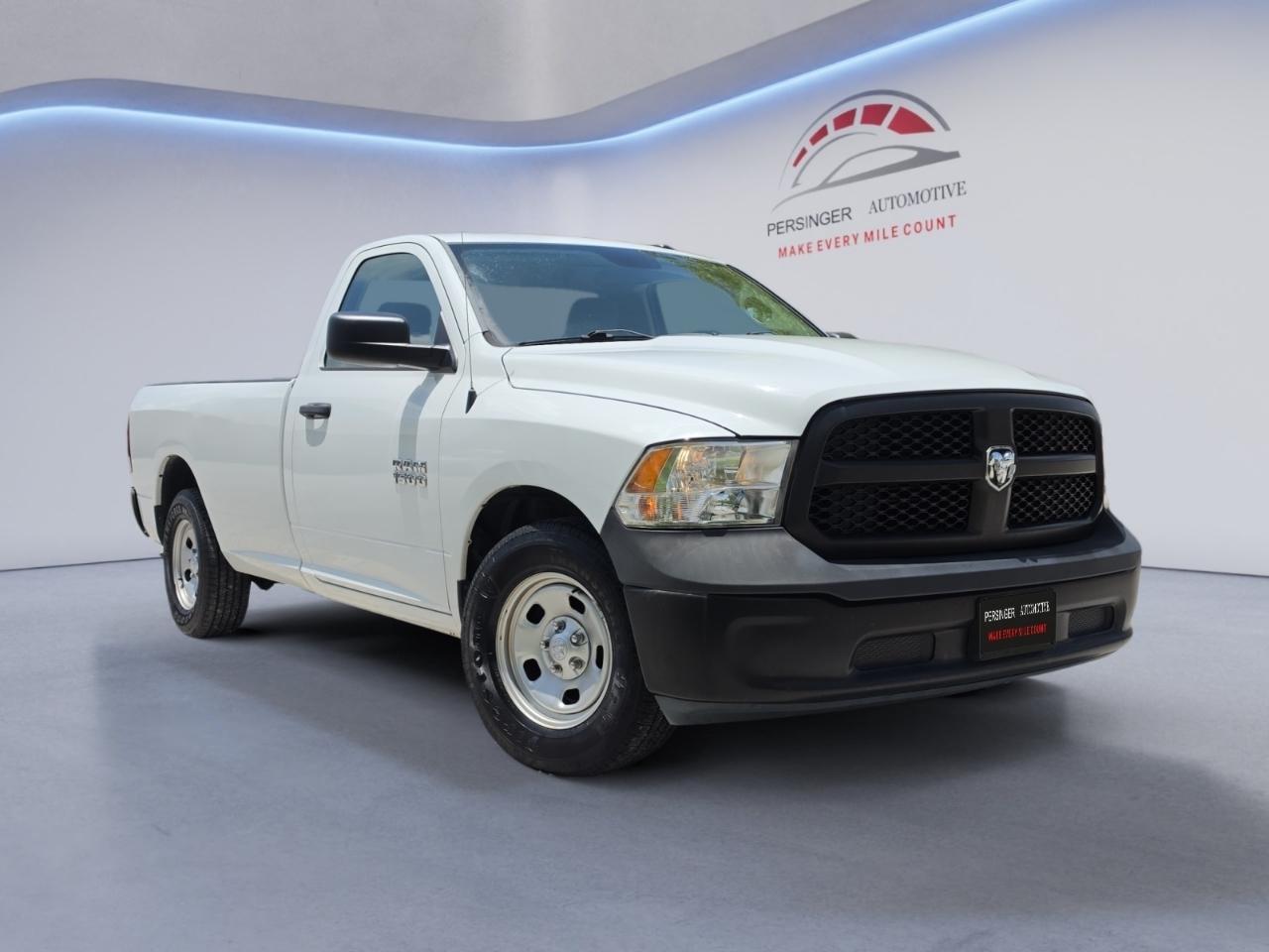 RAM 1500 Tradesman 4x2 Regular Cab 8' Box 2017
