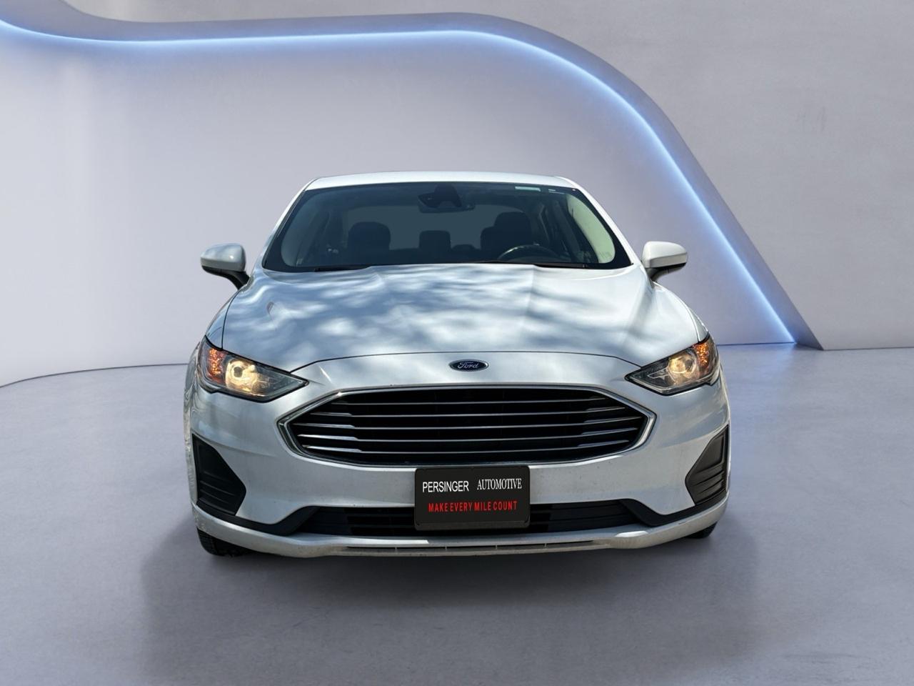 Ford Fusion Hybrid SE FWD 2020