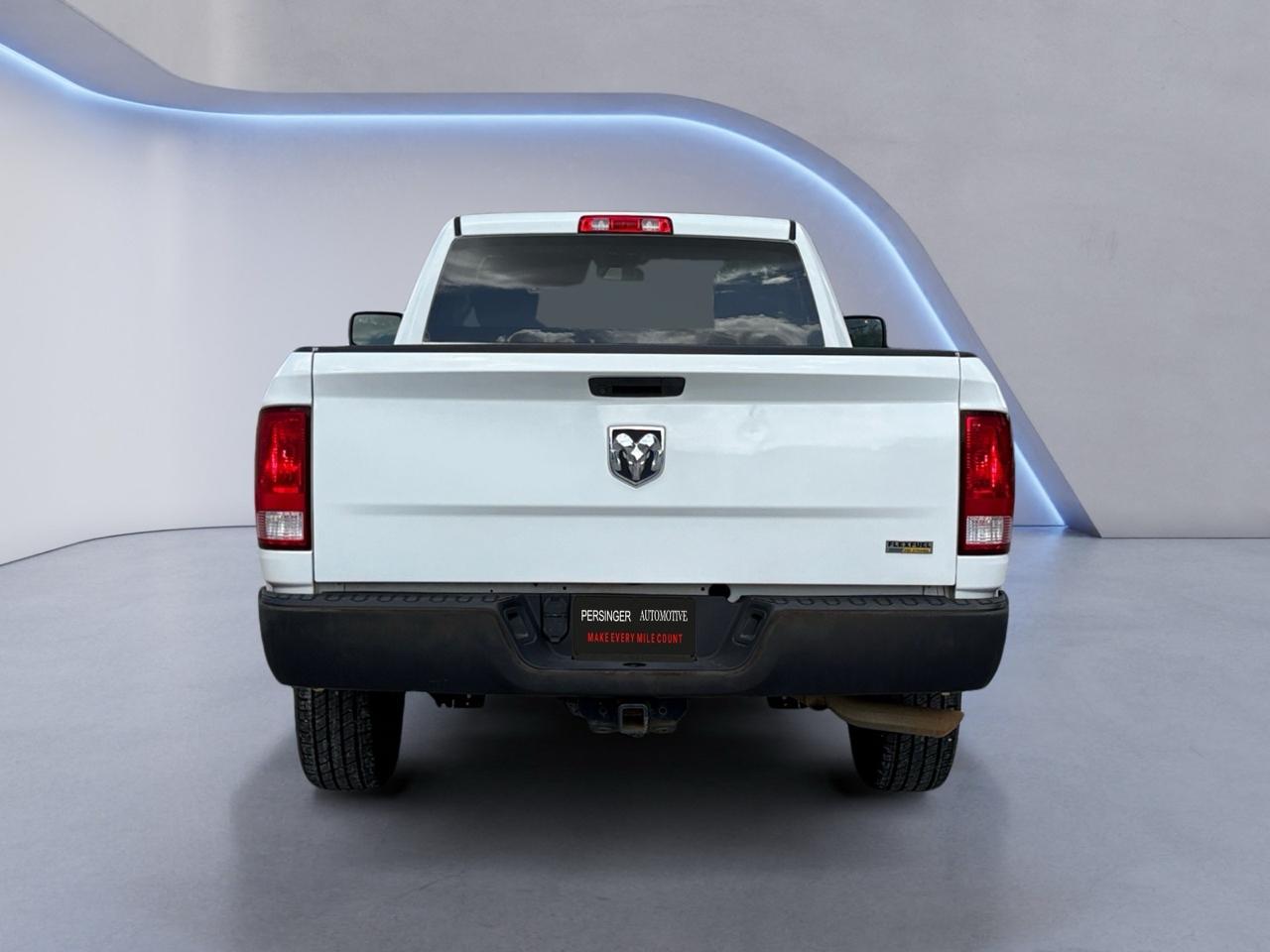RAM 1500 Classic Tradesman 4x2 Reg Cab 8' Box 2019
