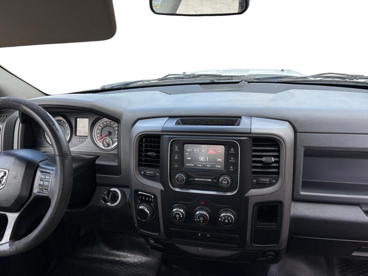 RAM 1500 Classic Tradesman 4x2 Reg Cab 8' Box 2019