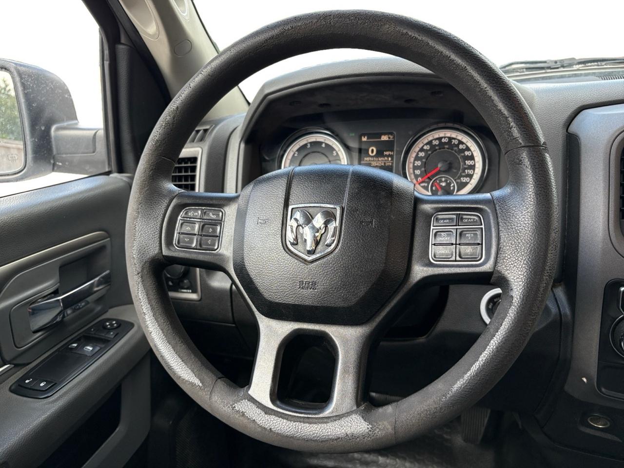 RAM 1500 Classic Tradesman 4x2 Reg Cab 8' Box 2019