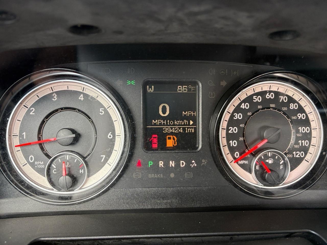 RAM 1500 Classic Tradesman 4x2 Reg Cab 8' Box 2019