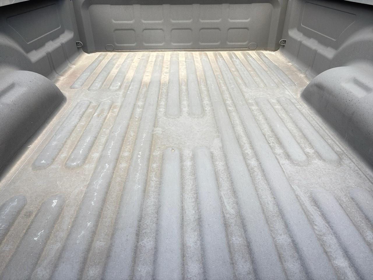 RAM 1500 Classic Tradesman 4x2 Reg Cab 8' Box 2019