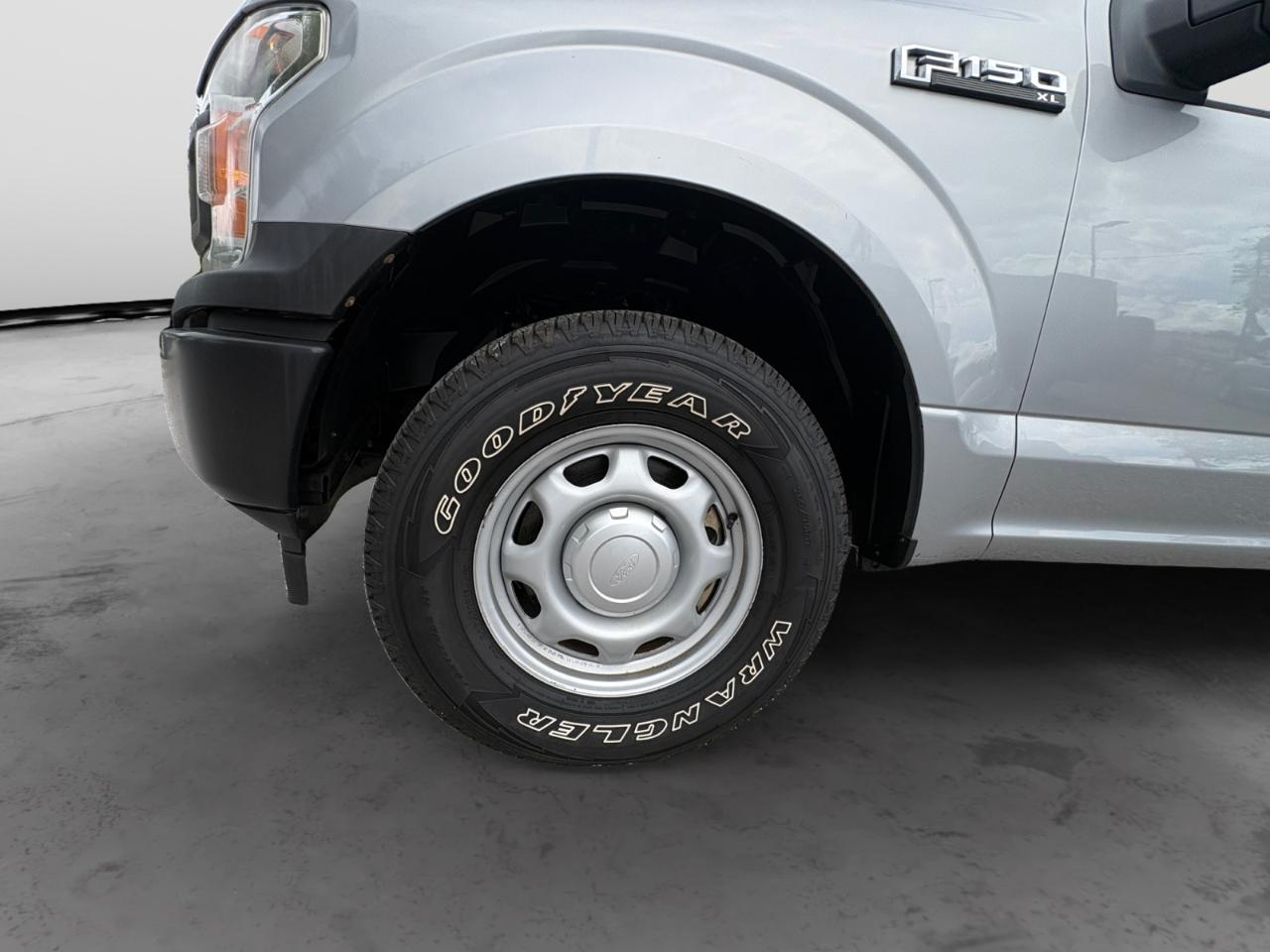 Ford F-150 XL 4WD SuperCrew 5.5' Box 2020