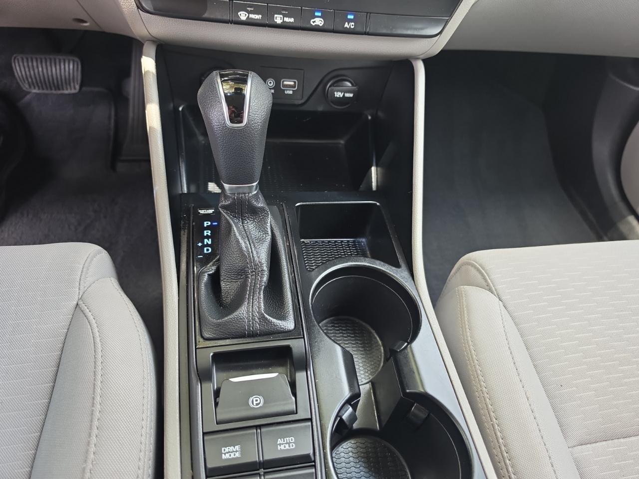 Hyundai Tucson SE 2021