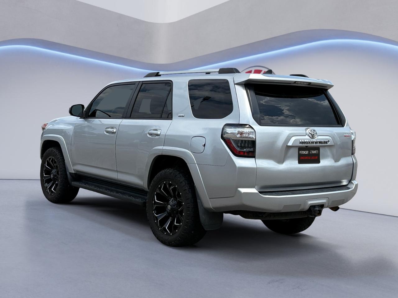 Toyota 4Runner SR5 4WD (Natl) 2019