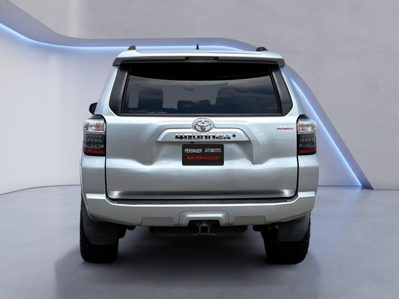 Toyota 4Runner SR5 4WD (Natl) 2019