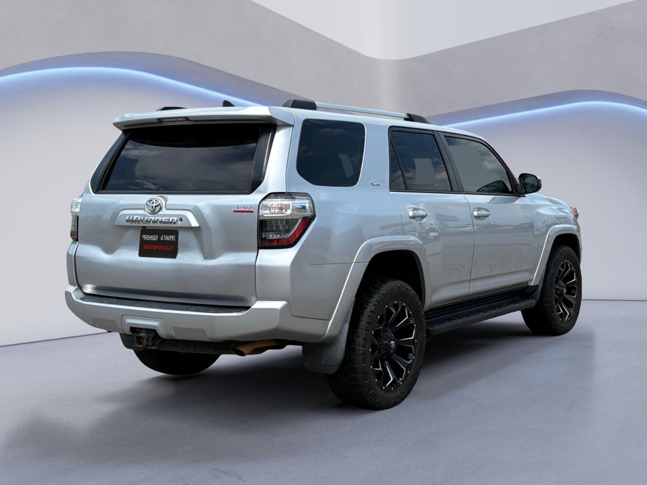 Toyota 4Runner SR5 4WD (Natl) 2019