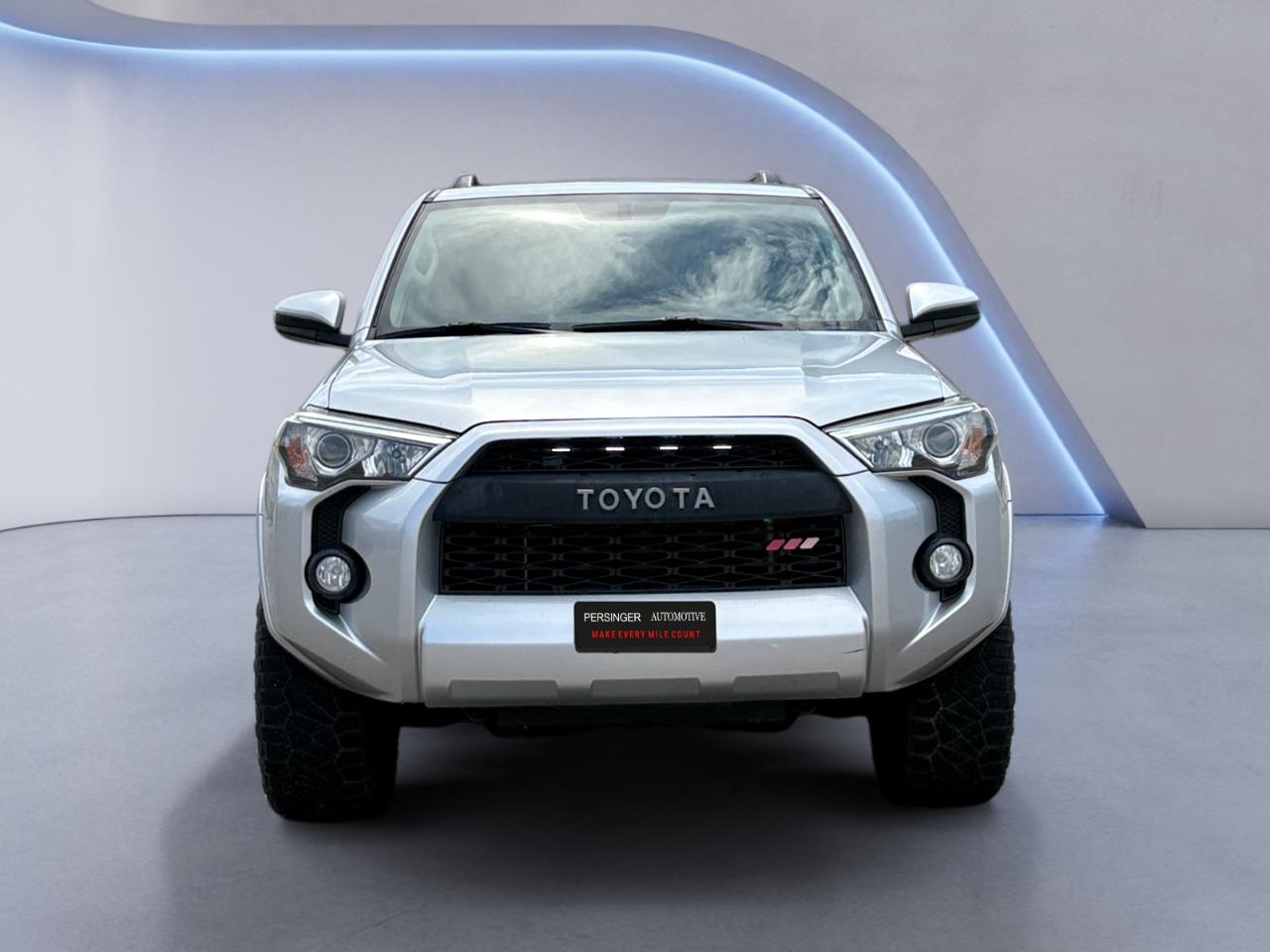 Toyota 4Runner SR5 4WD (Natl) 2019