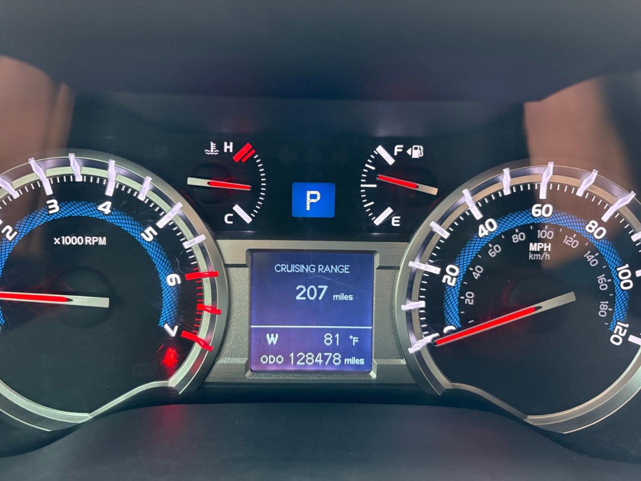 Toyota 4Runner SR5 4WD (Natl) 2019