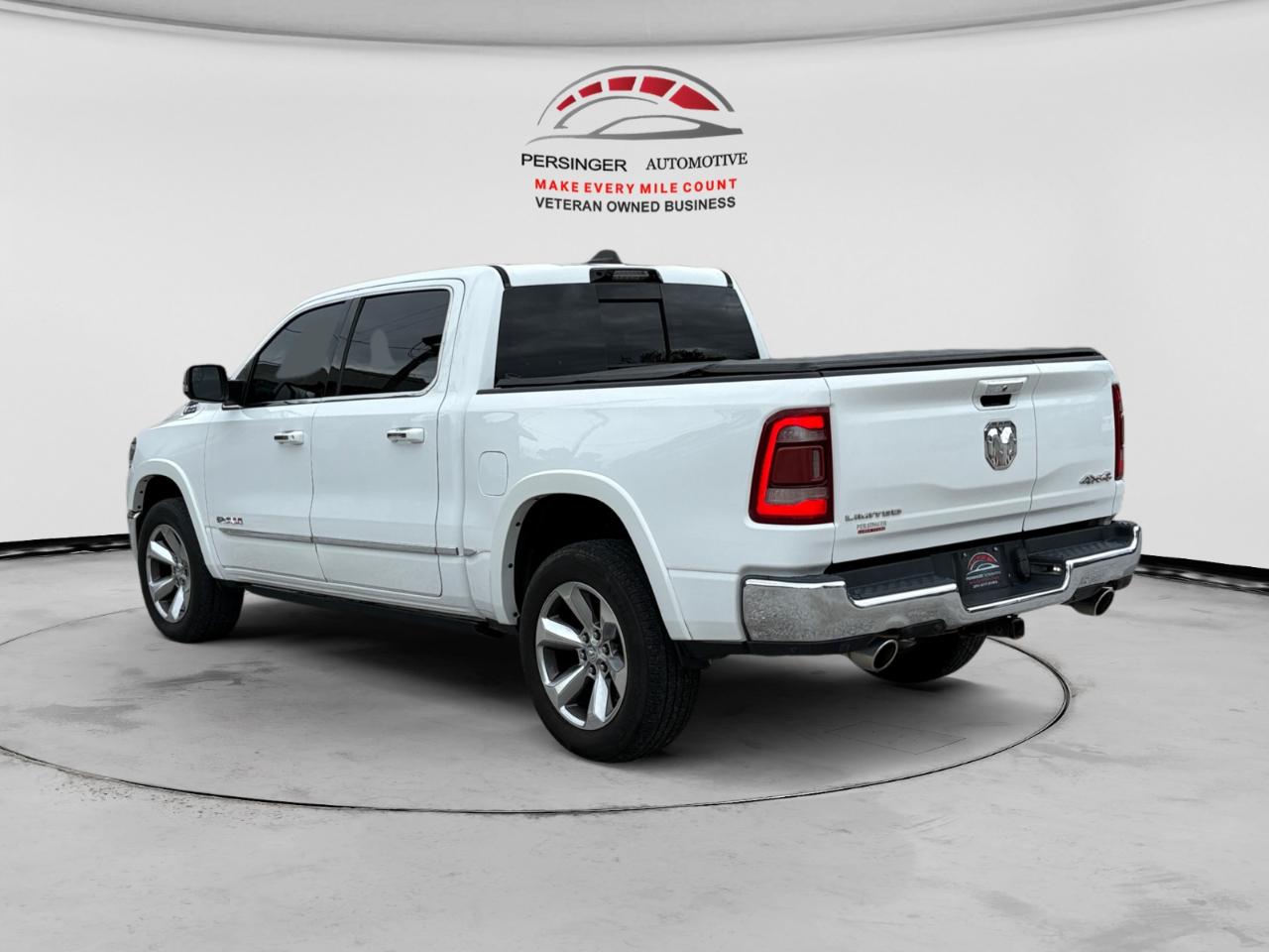 RAM 1500 Limited 4x4 Crew Cab 5'7" Box 2022