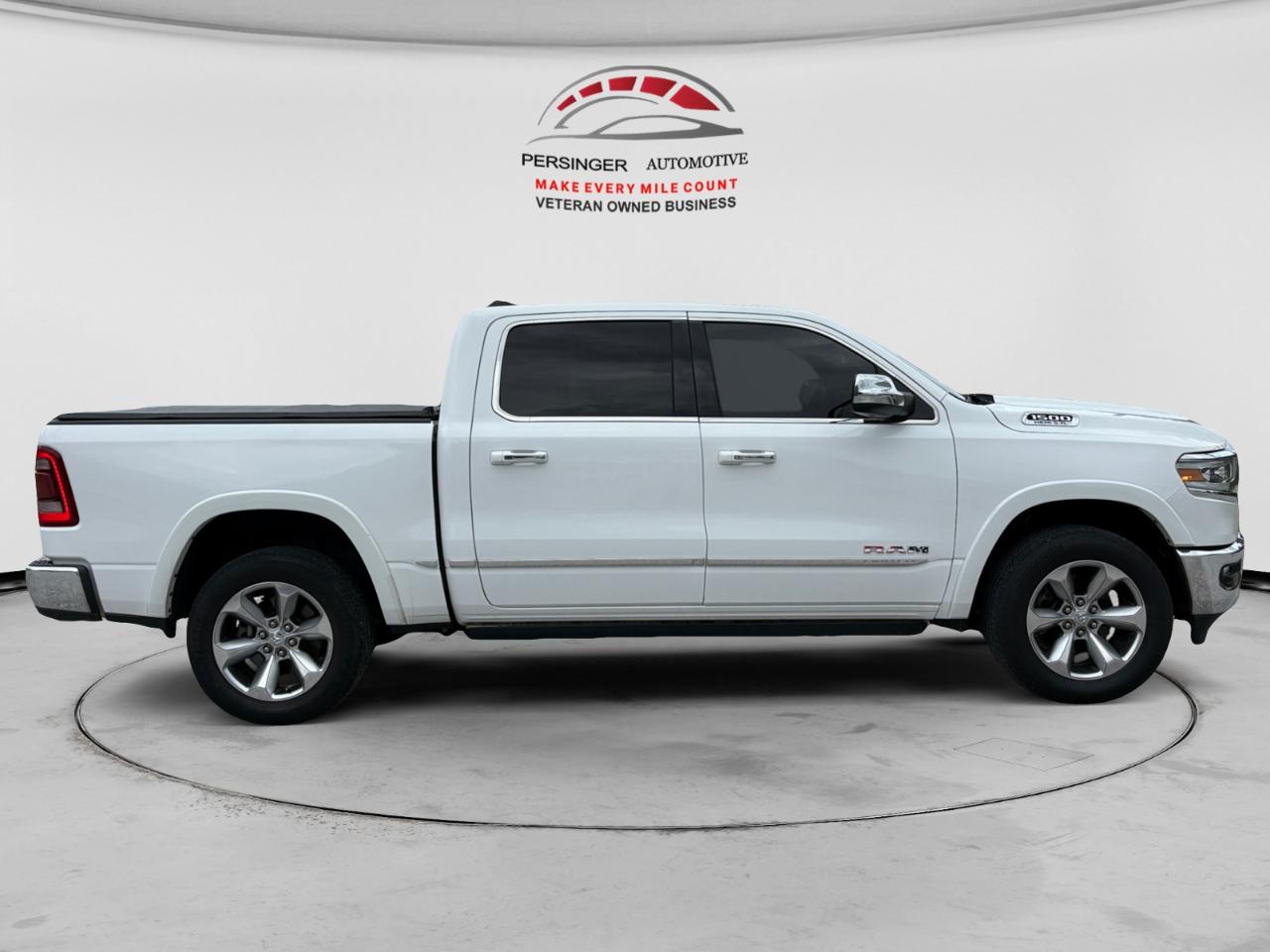 RAM 1500 Limited 4x4 Crew Cab 5'7" Box 2022