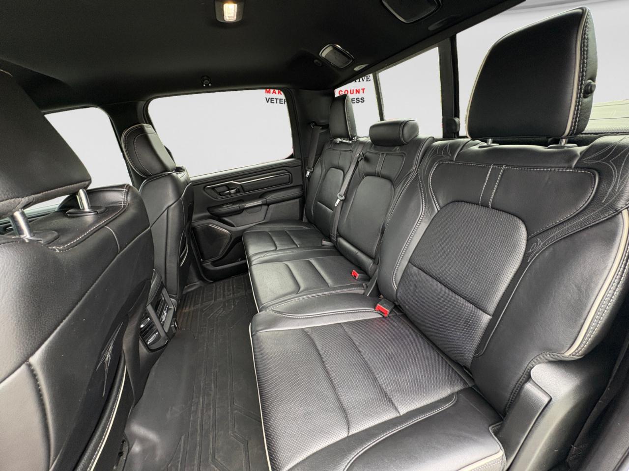 RAM 1500 Limited 4x4 Crew Cab 5'7" Box 2022