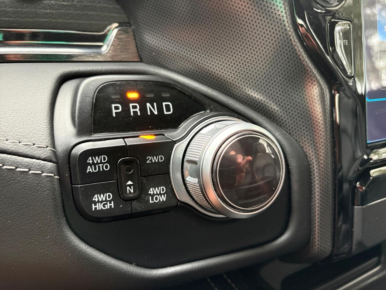 RAM 1500 Limited 4x4 Crew Cab 5'7" Box 2022