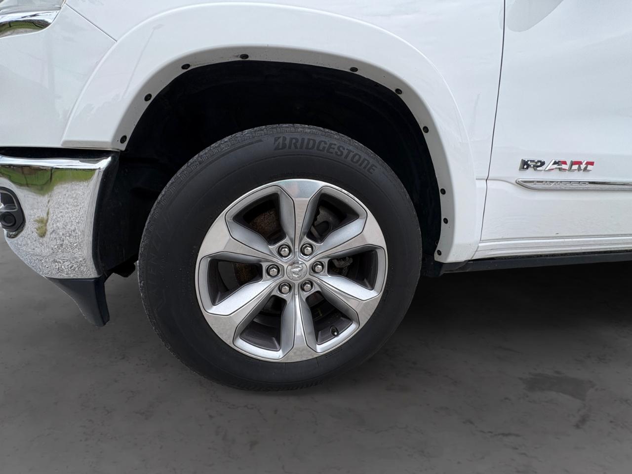 RAM 1500 Limited 4x4 Crew Cab 5'7" Box 2022