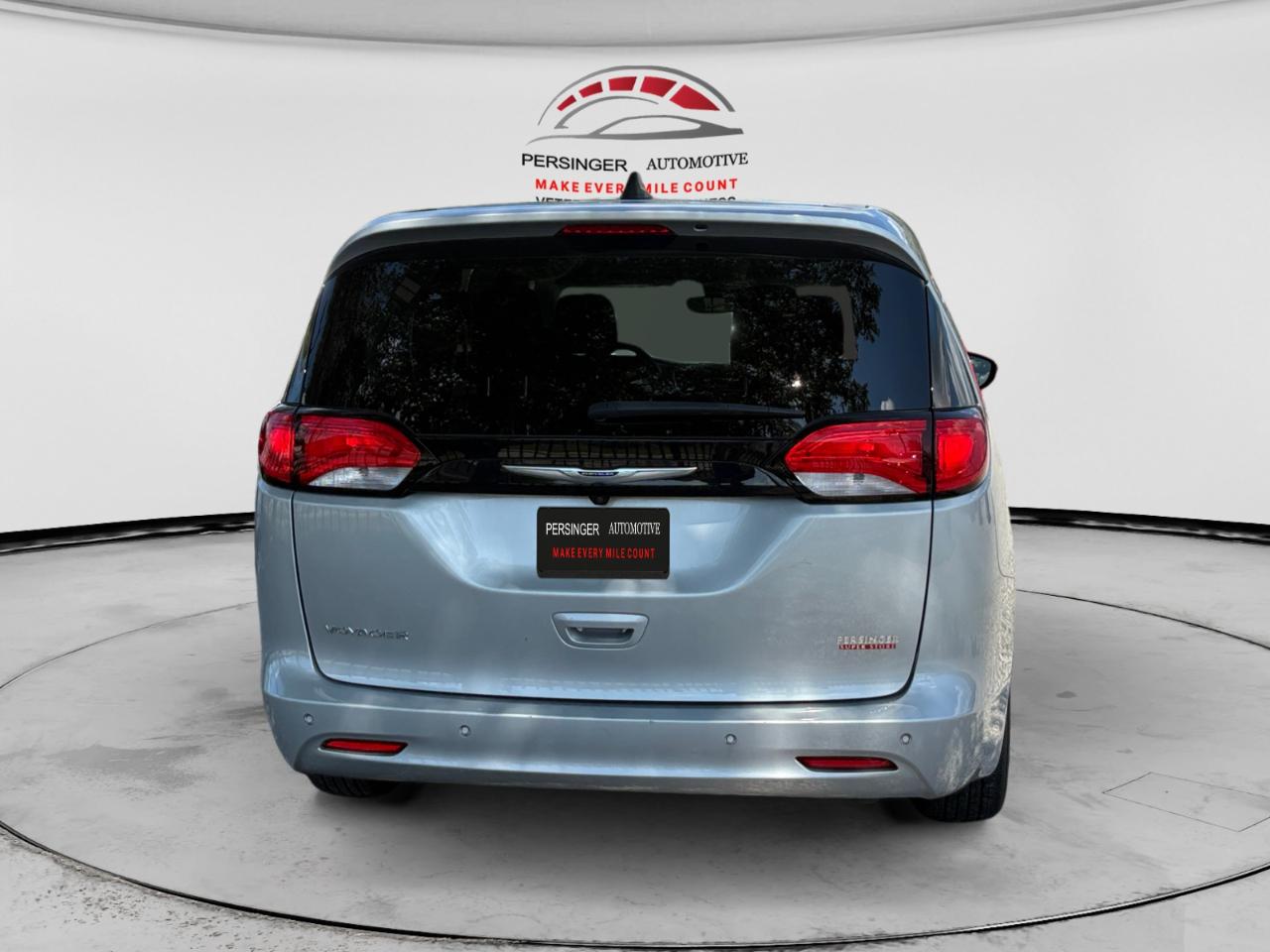 Chrysler Voyager LX FWD 2024