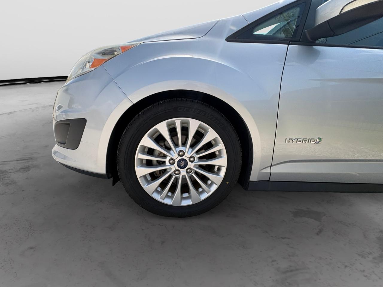 Ford C-Max Hybrid SE FWD 2017