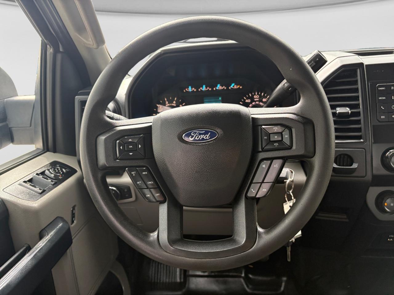 Ford F-150 XL 2WD SuperCab 6.5' Box 2019
