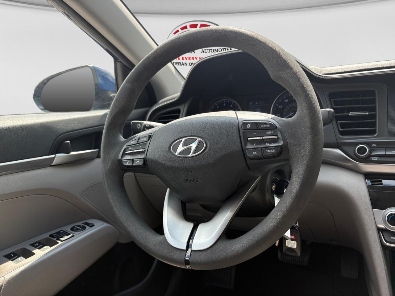 Hyundai Elantra SE 2020