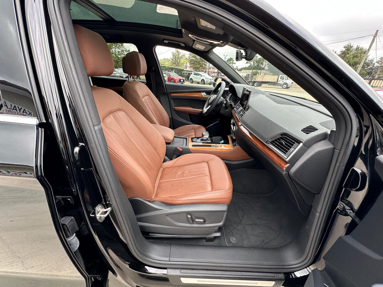 2021 Audi Q5 2.0T Premium Plus photo 8