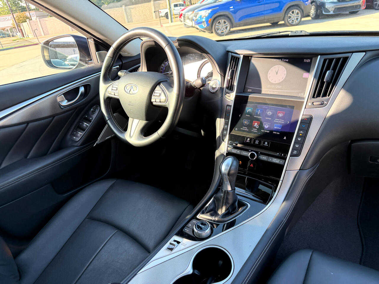 2017 Infiniti Q50 3.0t Premium AWD photo 12