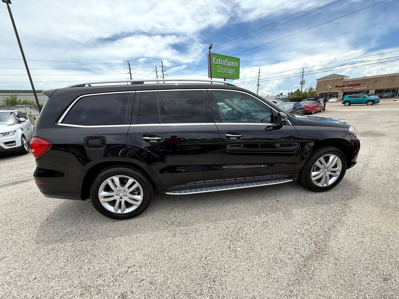 2017 Mercedes Benz GLS 450 4MATIC photo 4