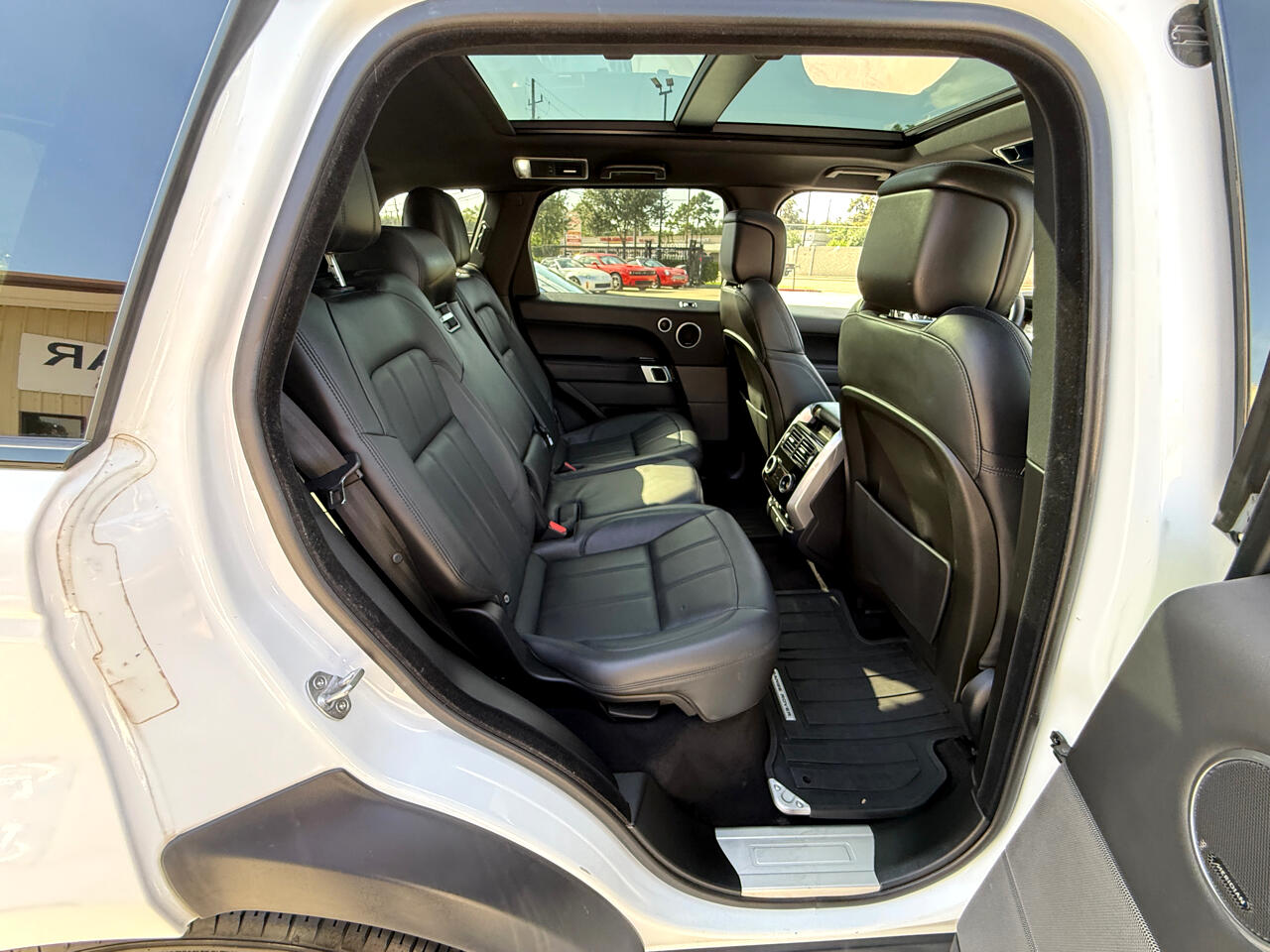2020 Land Rover Range Rover Sport HSE photo 13