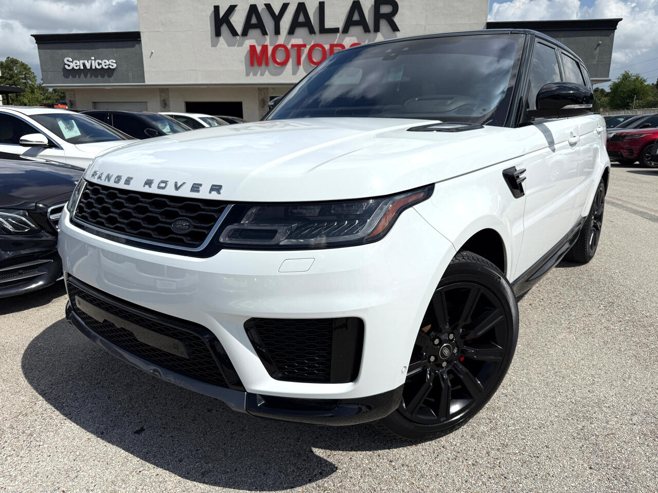 2020 Land Rover Range Rover Sport HSE photo 2