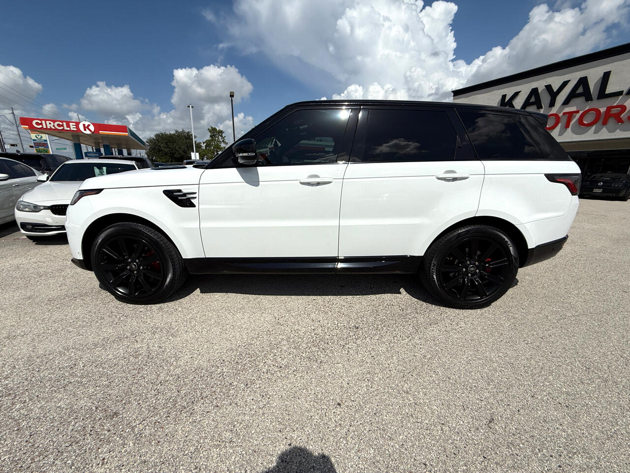 2020 Land Rover Range Rover Sport HSE photo 3