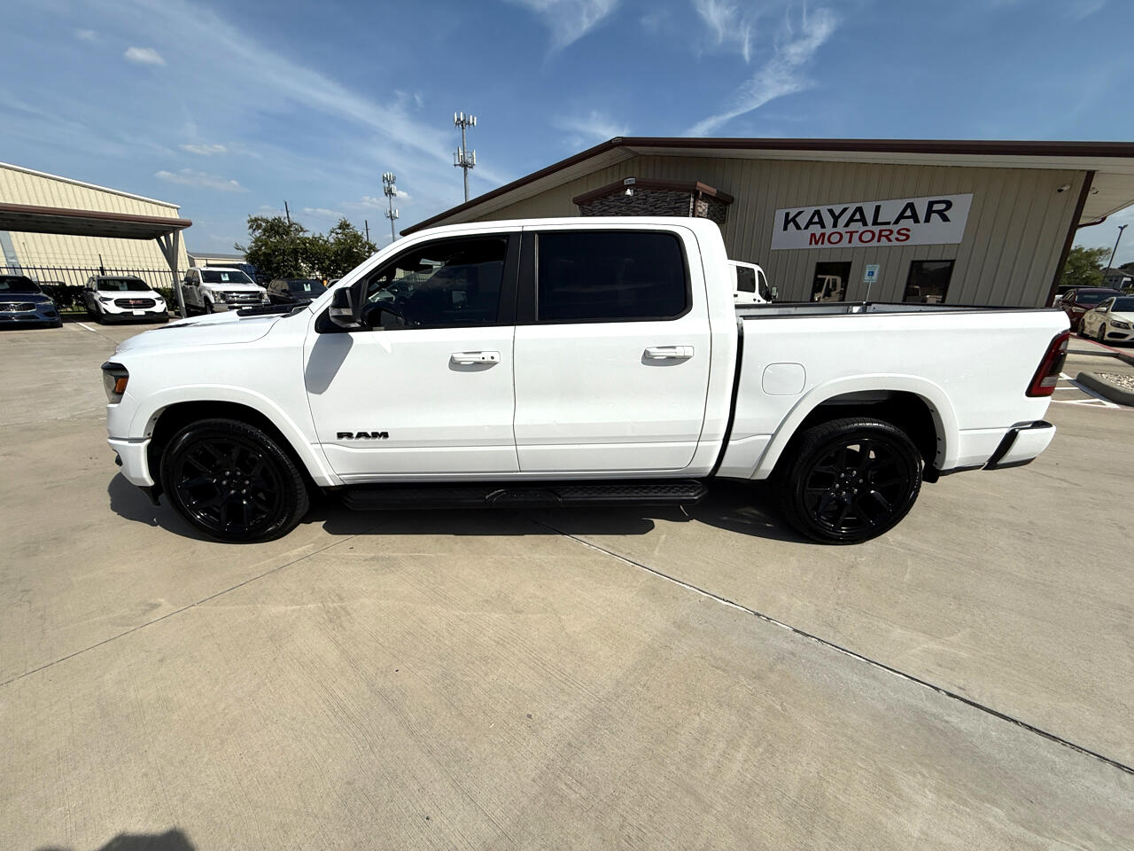 2021 Ram 1500 Laramie photo 3