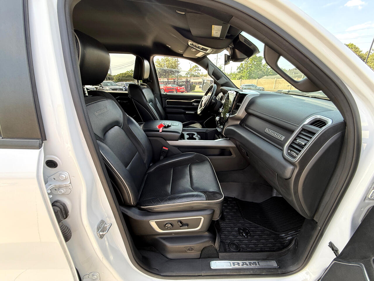 2021 Ram 1500 Laramie photo 13