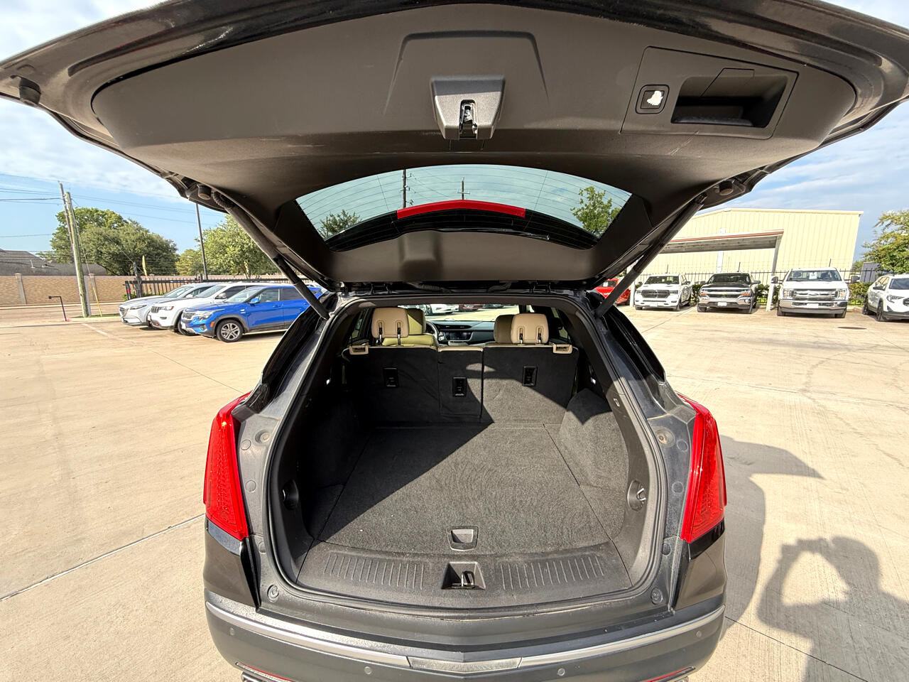 2017 Cadillac XT5 Base photo 16