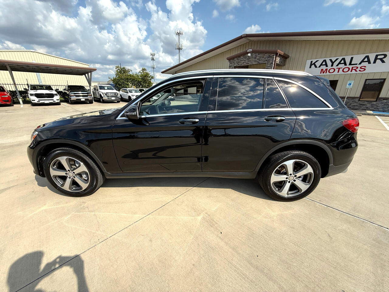 2016 Mercedes Benz GLC 300 photo 3