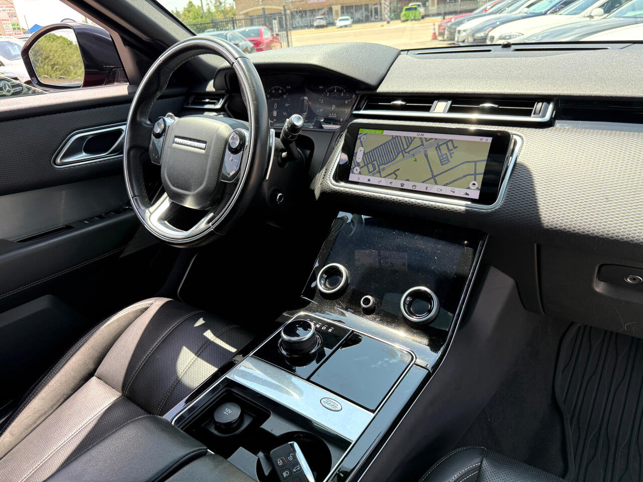2020 Land Rover Range Rover Velar P250 R-Dynamic S photo 13
