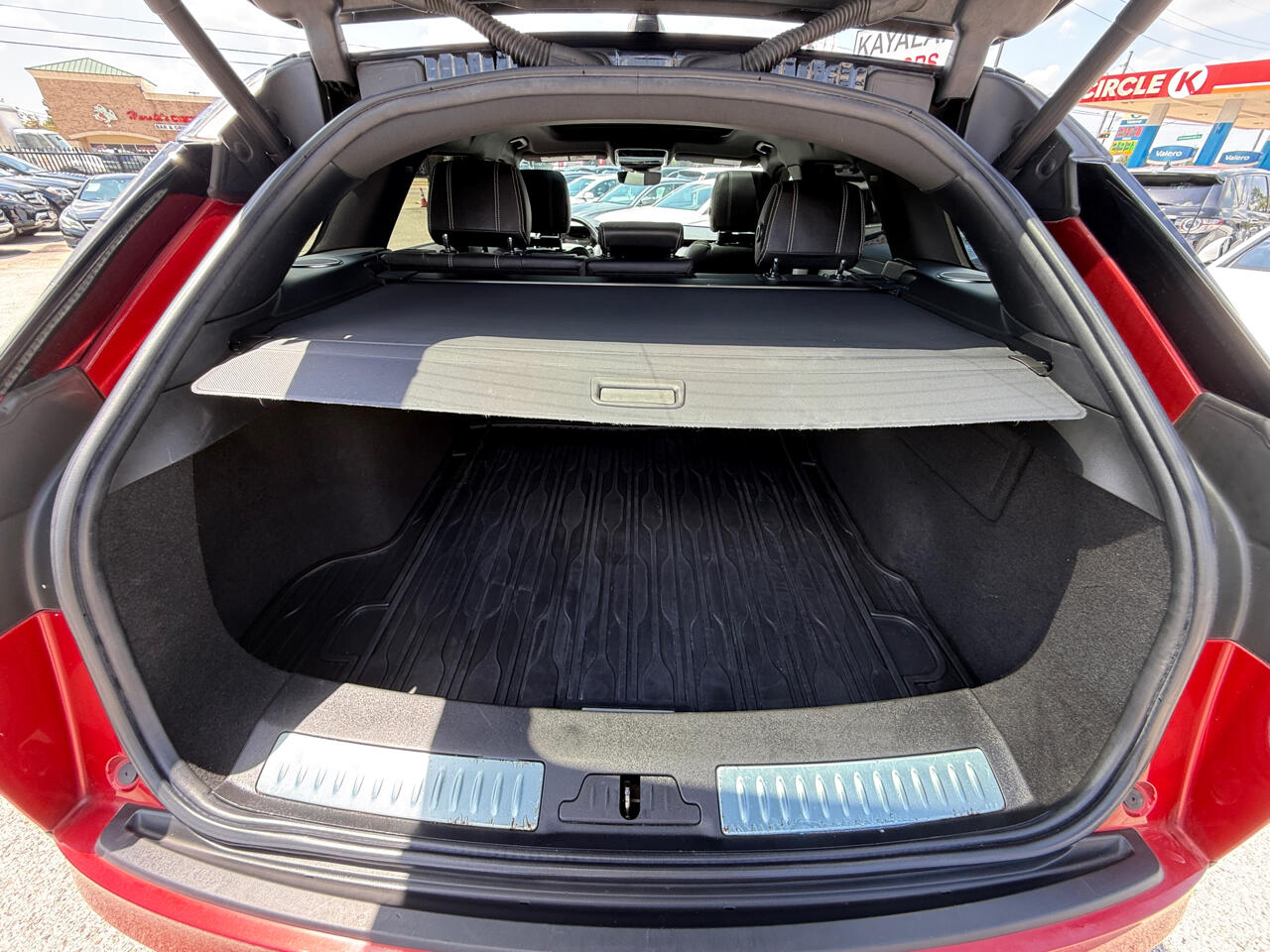 2020 Land Rover Range Rover Velar P250 R-Dynamic S photo 18