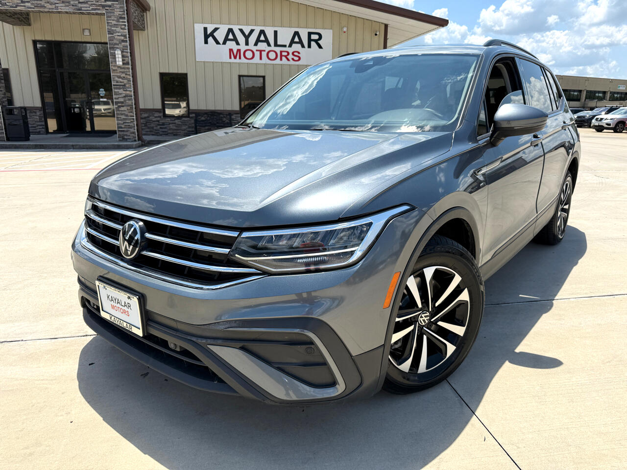 Volkswagen Tiguan S 2024