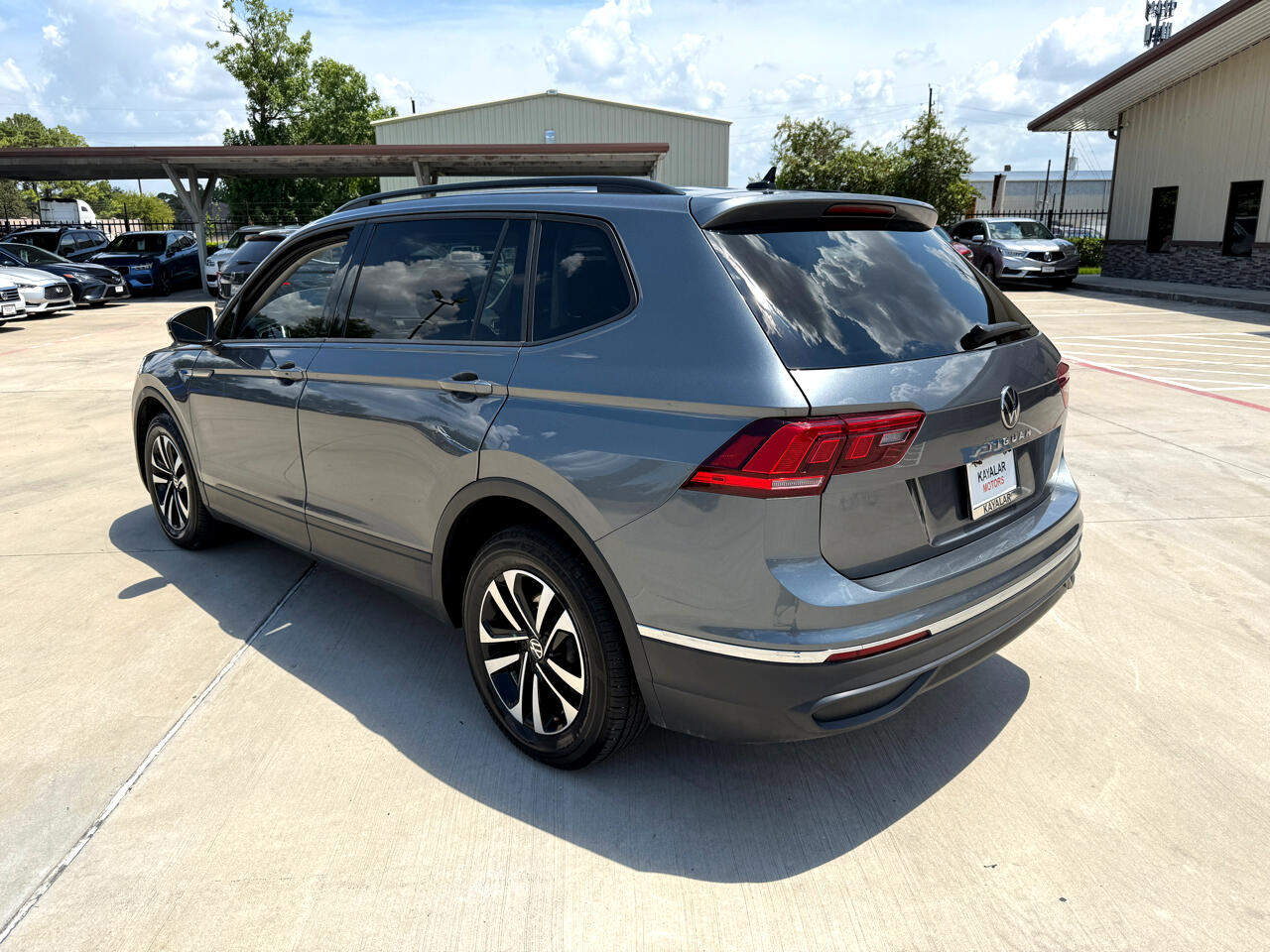 2024 Volkswagen Tiguan S photo 3