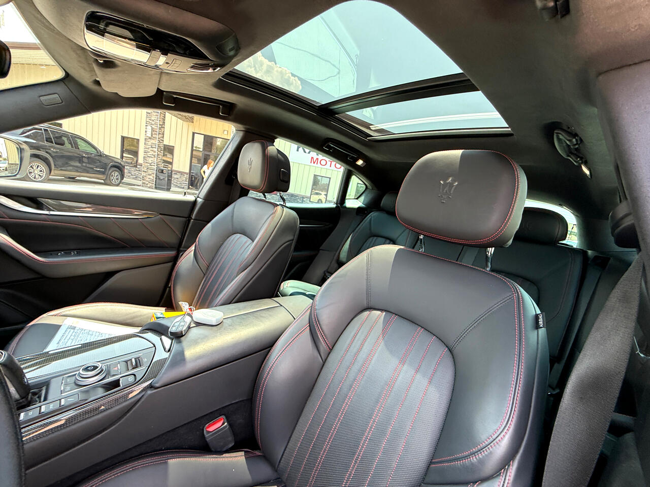 2021 Maserati Levante S photo 10