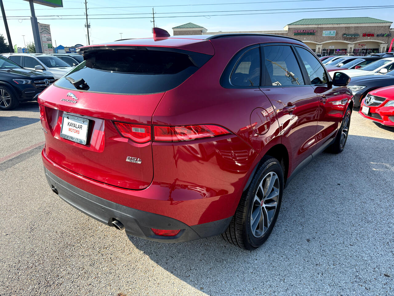 2018 Jaguar F-PACE Premium photo 6