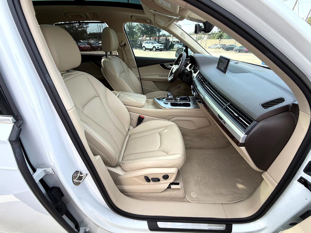 2018 Audi Q7 Premium Plus photo 12