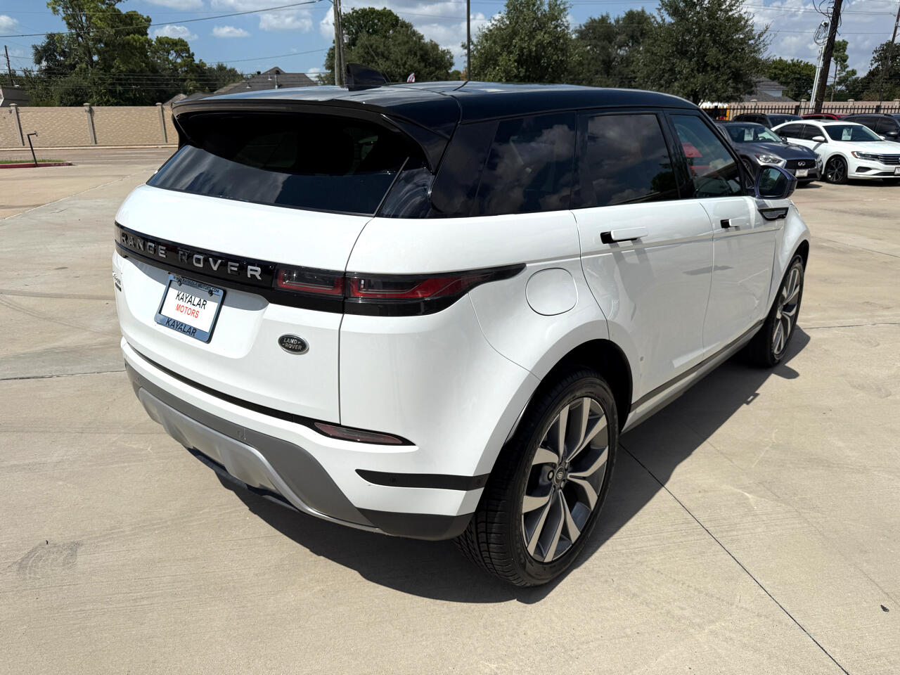 2020 Land Rover Range Rover Evoque SE photo 6