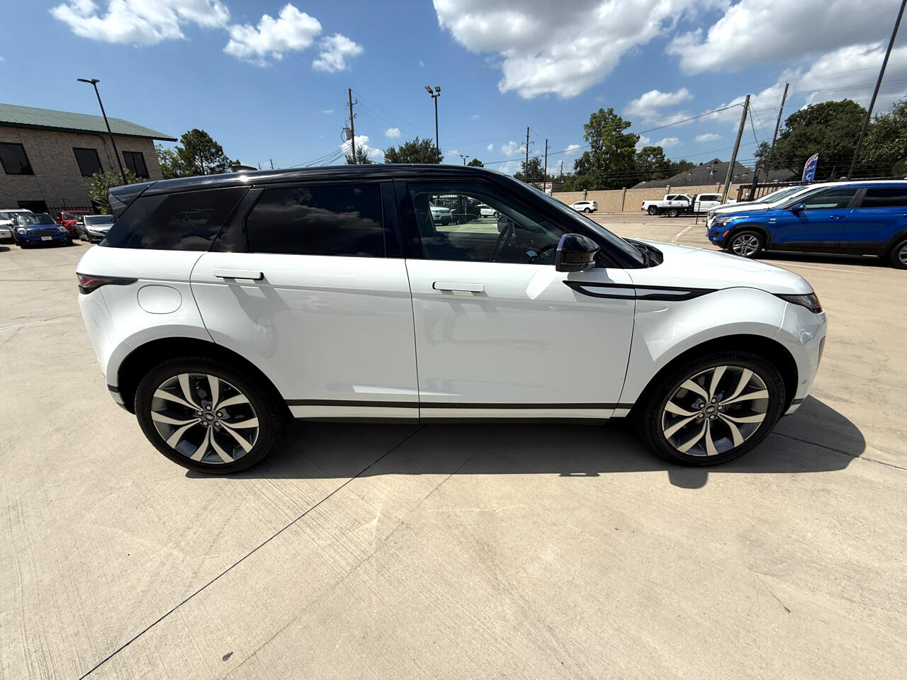 2020 Land Rover Range Rover Evoque SE photo 7
