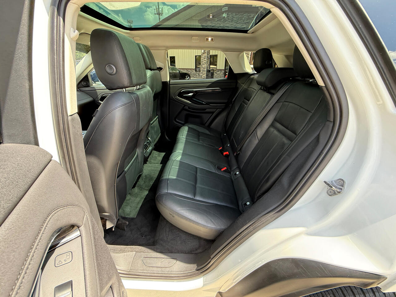 2020 Land Rover Range Rover Evoque SE photo 10