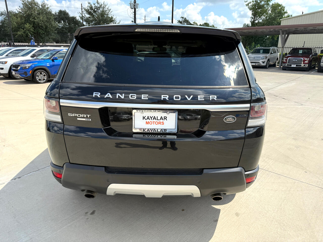 2016 Land Rover Range Rover Sport HSE photo 3