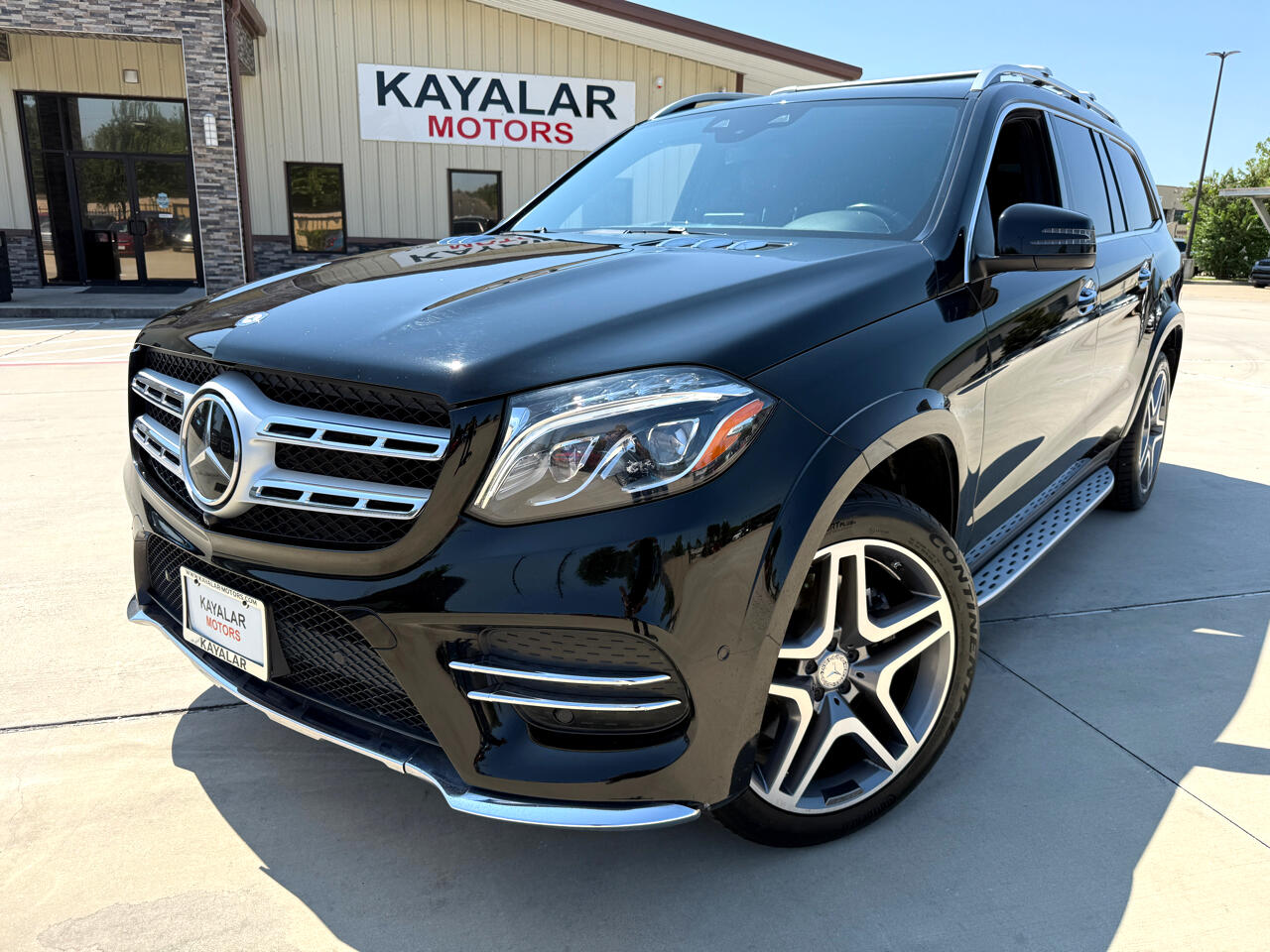 2017 Mercedes Benz GLS 550 4MATIC photo 2