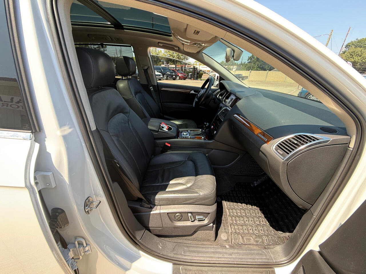 2015 Audi Q7 3.0T Premium Plus photo 17