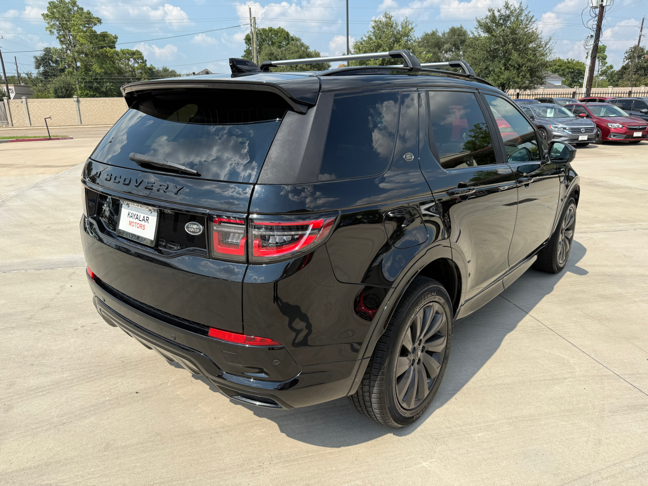 2020 Land Rover Discovery Sport SE photo 4
